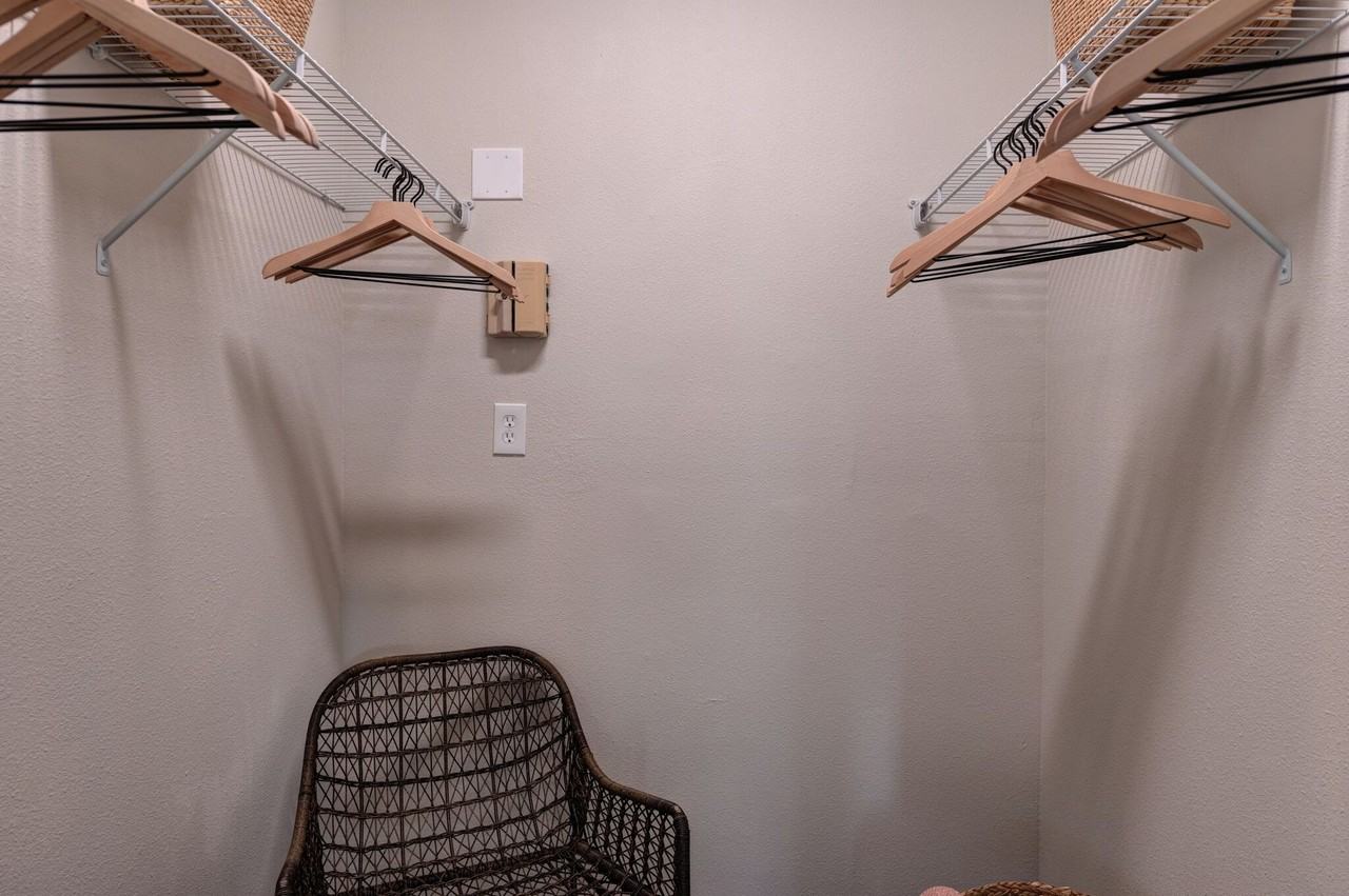 1200 Broadfield Blvd #CWH - Photo 7 of 9