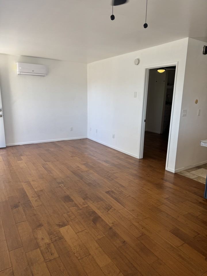 2605 Cinderella Way - Photo 3 of 13