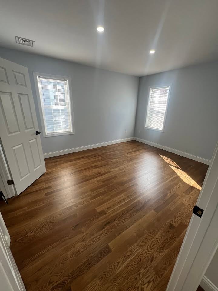 489 Spring St #1 - Photo 4 of 11