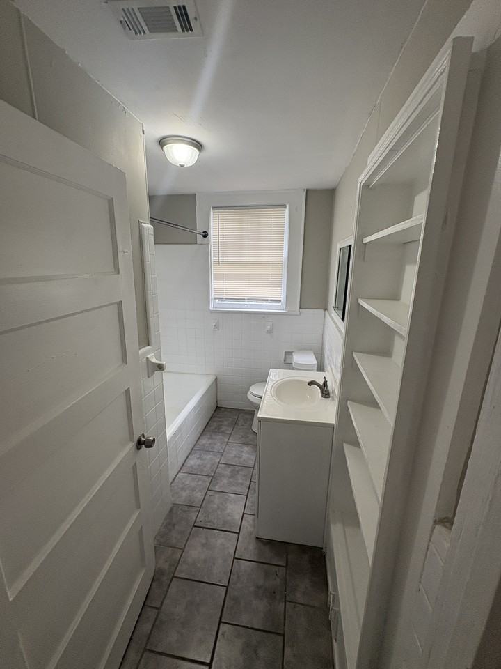 3369 Montezuma Rd - Photo 3 of 10