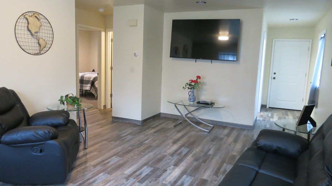 3475 Hope St #1 - Photo 3 of 41
