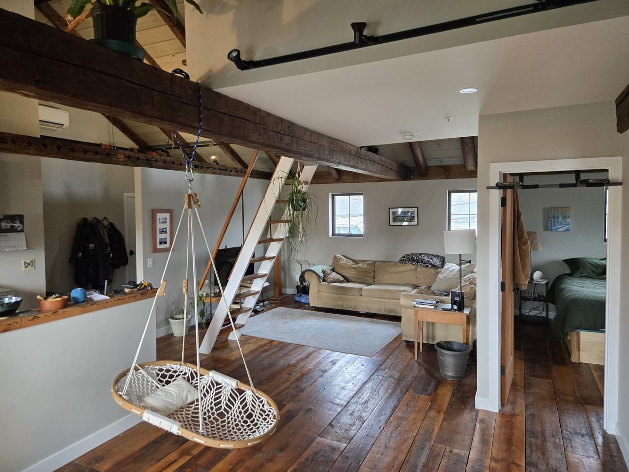 11 N Main St #E - Photo 6 of 8