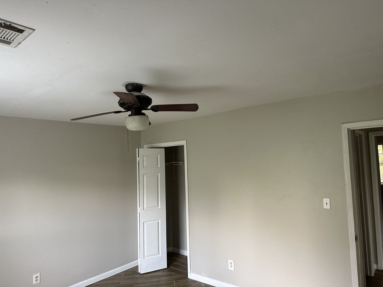 5091 Farm Valley Dr Ne - Photo 2 of 11