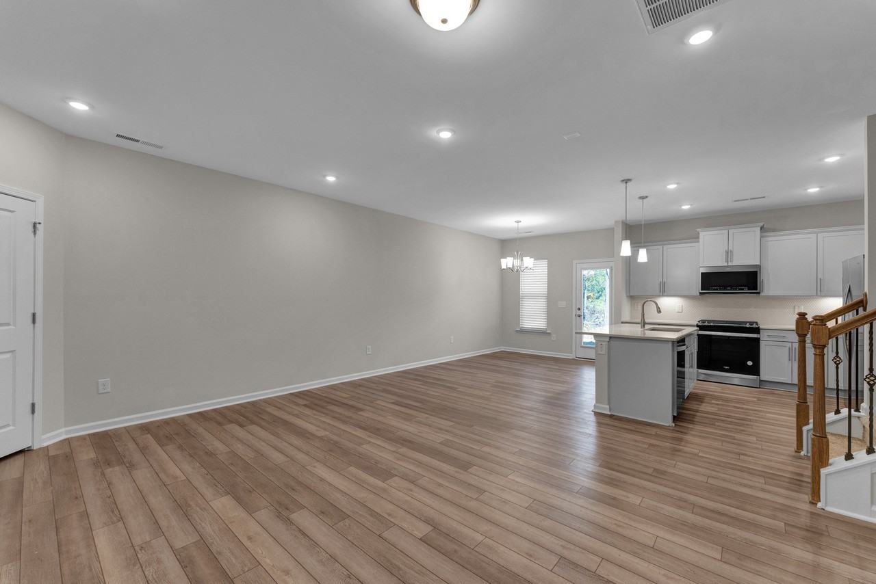 1017 Badlands St - Photo 6 of 32