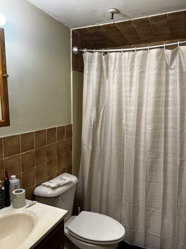 153 Main St #16 - Photo 3 of 4