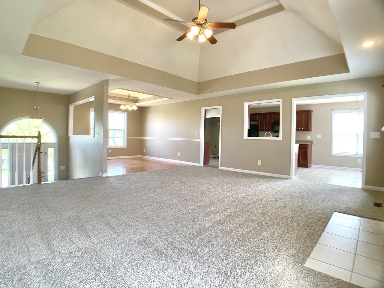 1724 Flagstone Dr - Photo 5 of 16