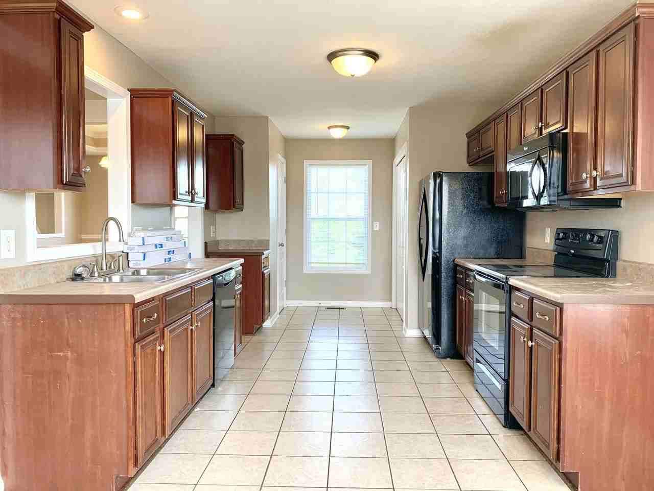 1724 Flagstone Dr - Photo 6 of 16