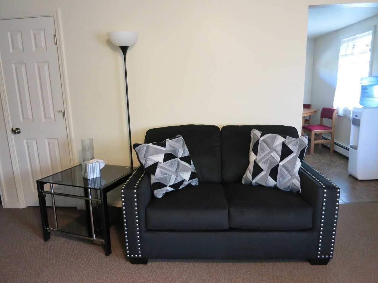 2066 Jackson St #1 - Photo 4 of 13