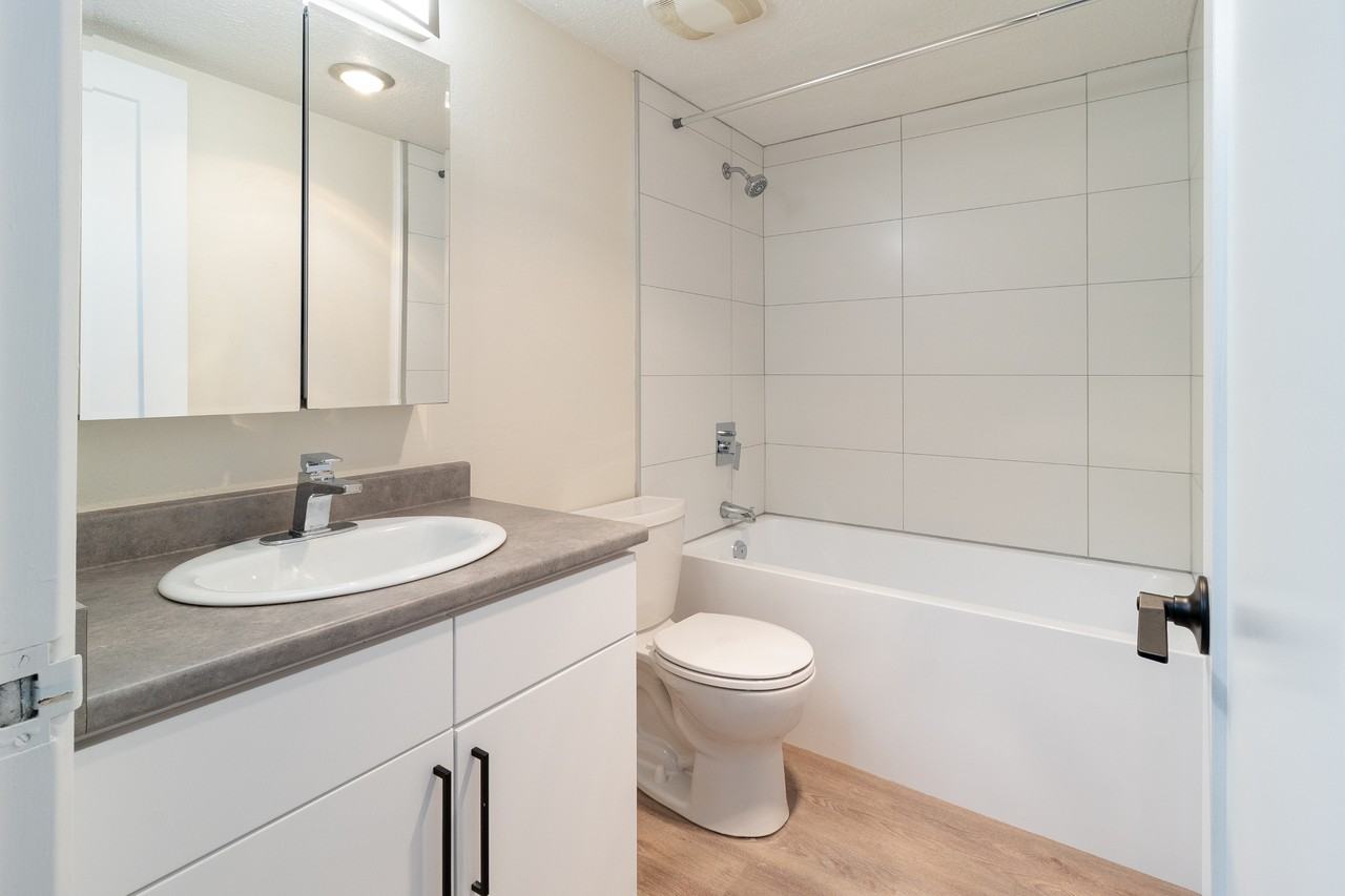 Tiffany Gardens Apartments - Photo 7 of 14