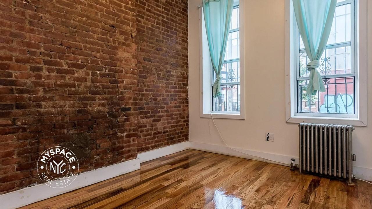 88 George St #1R - Photo 4 of 6