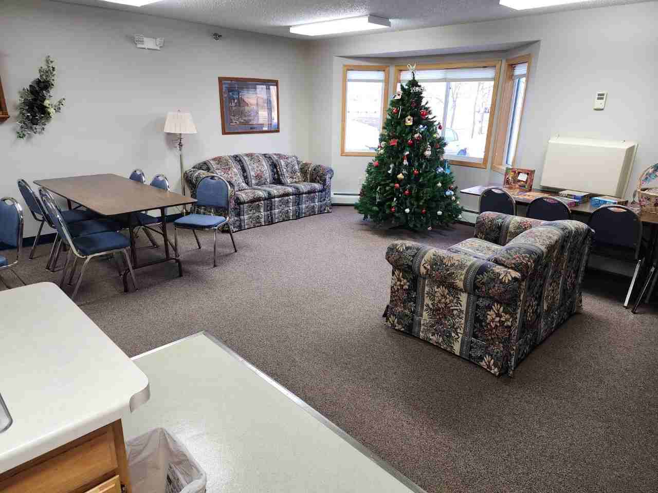 Brookview Apartments - Photo 5 of 10