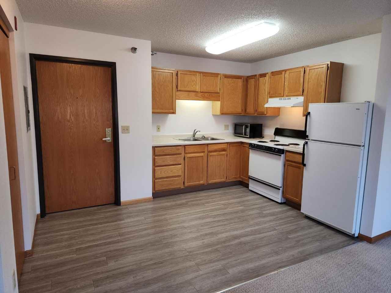 Brookview Apartments - Photo 7 of 10