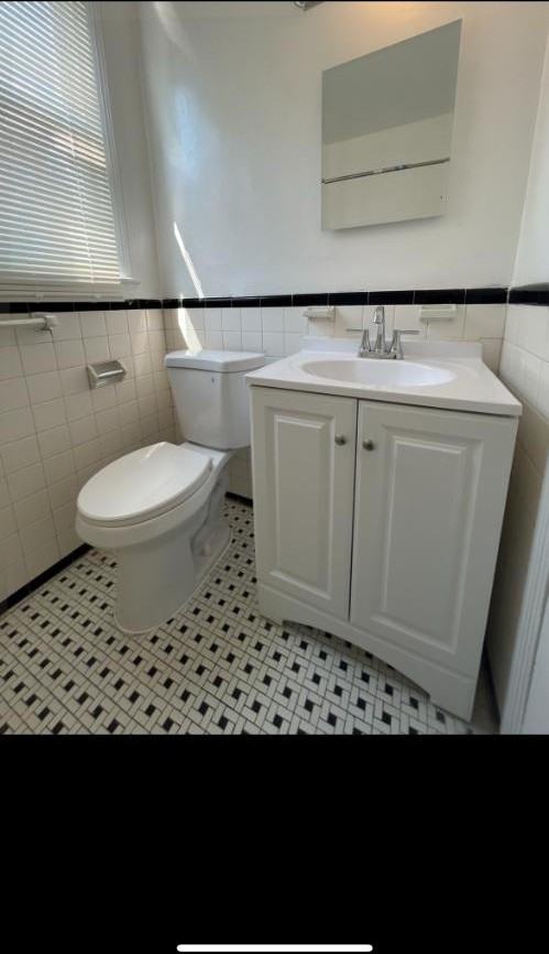 316 34th Street Southeast - Photo 7 of 10