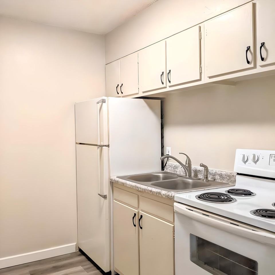 1521 Westminster St #1521-304 - Photo 3 of 24