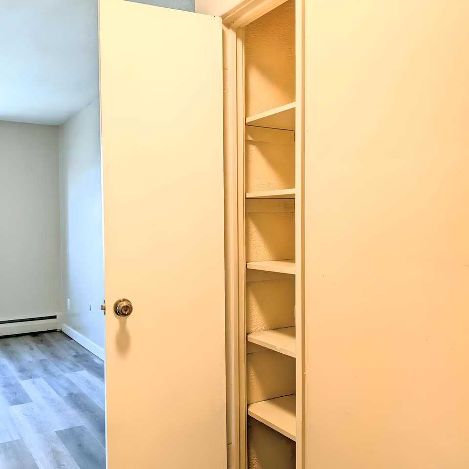 1521 Westminster St #1521-304 - Photo 6 of 24