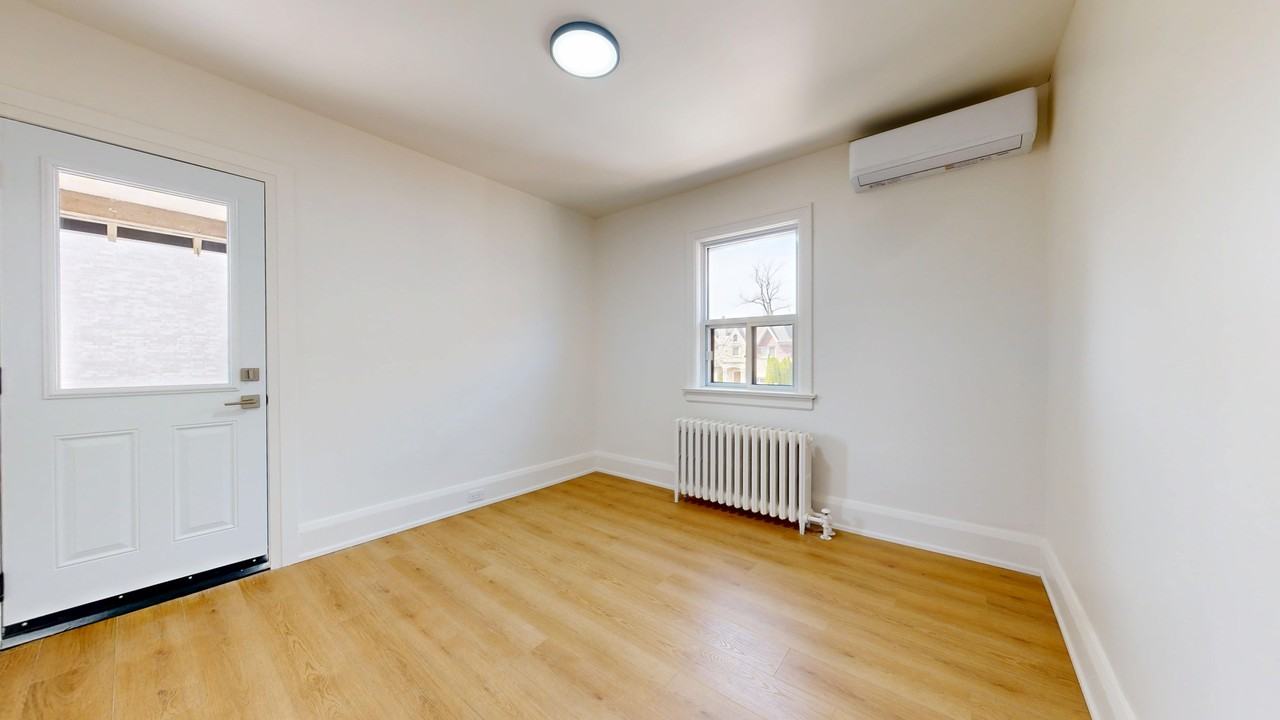 1214-1216 Avenue Road - Photo 7 of 50