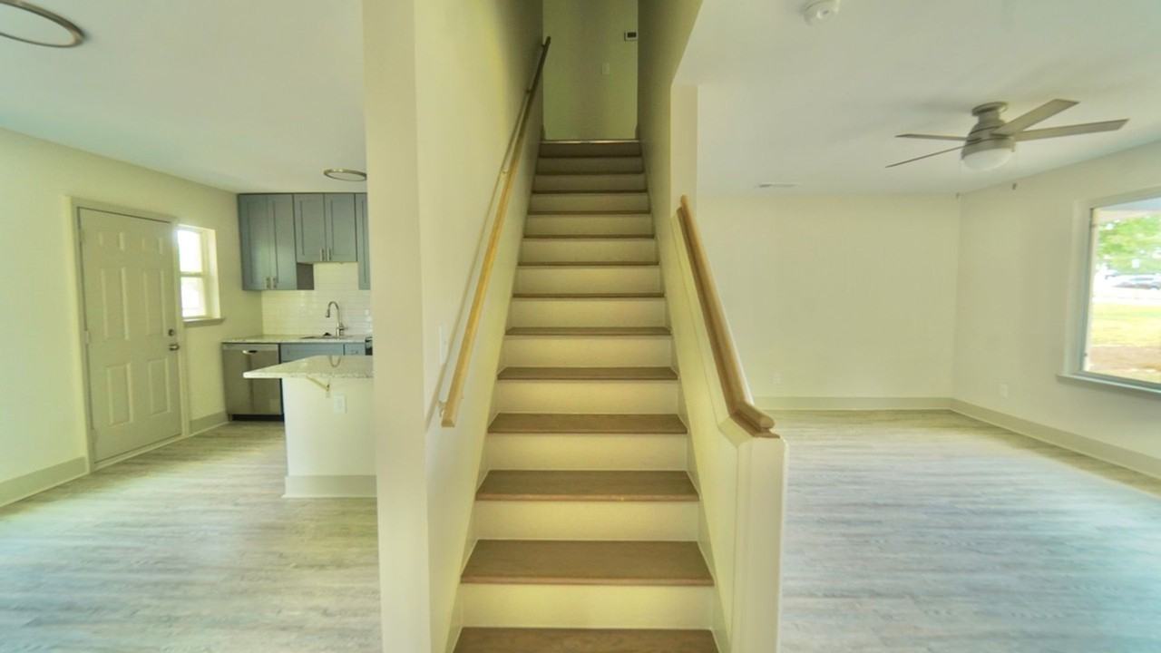 Emory Woods Apartments - Photo 5 of 33