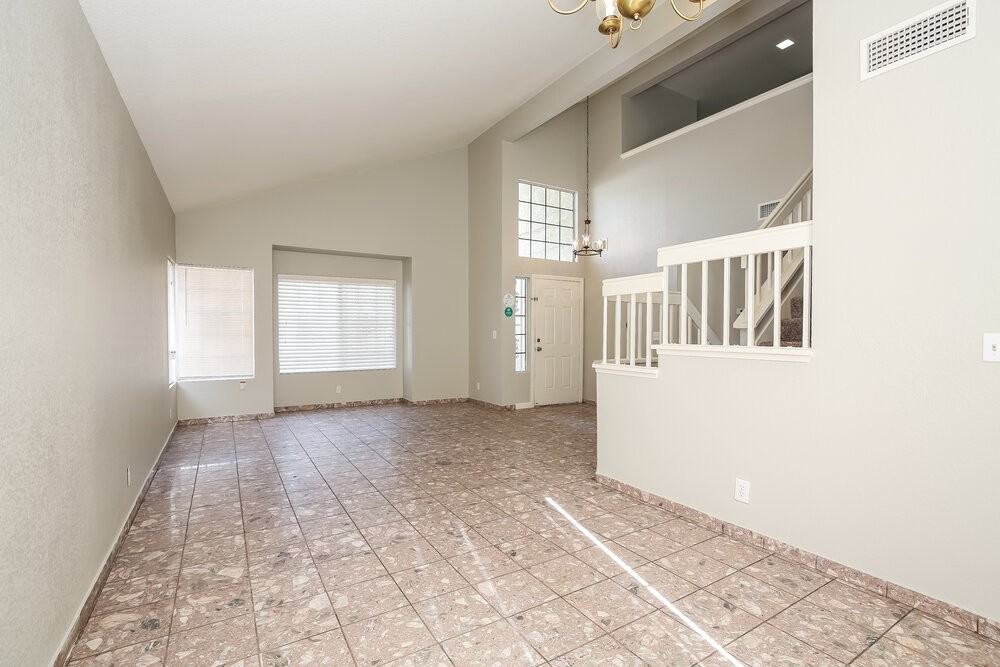 6769 Airdale Cir - Photo 5 of 17