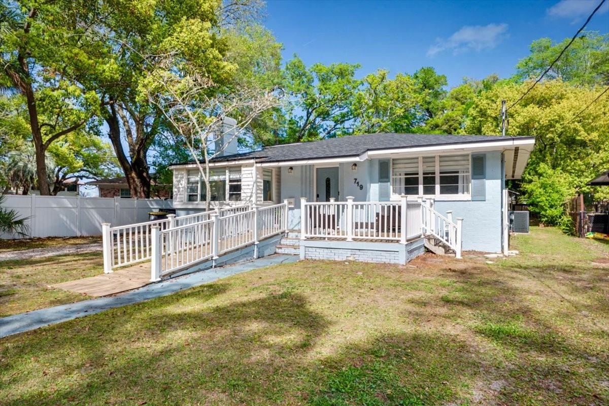 719 S Shores Rd #1 - Photo 3 of 50