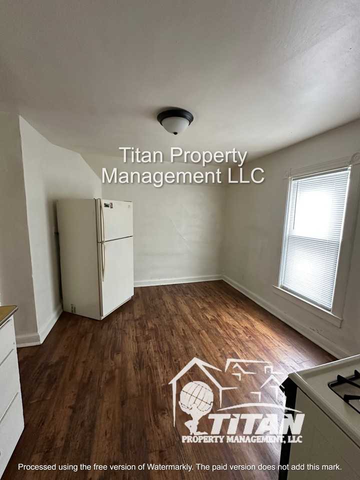 1436 N Main St #A - Photo 4 of 10