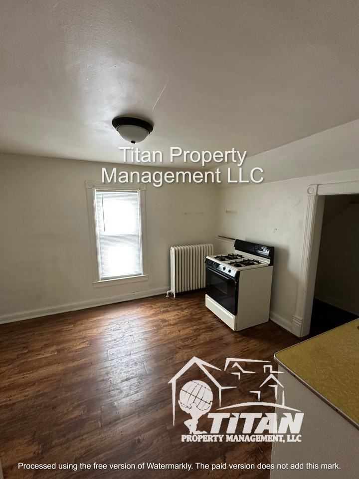 1436 N Main St #A - Photo 5 of 10