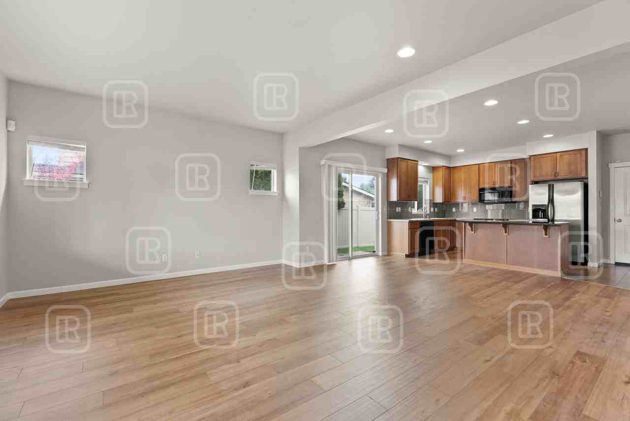 1840 N Willamette Rd #1 - Photo 4 of 25