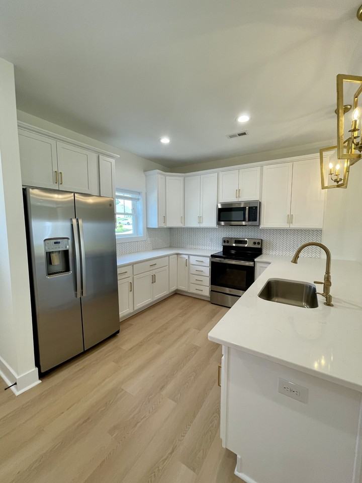 556 Leesville RdUnit 202 #202 - Photo 3 of 31