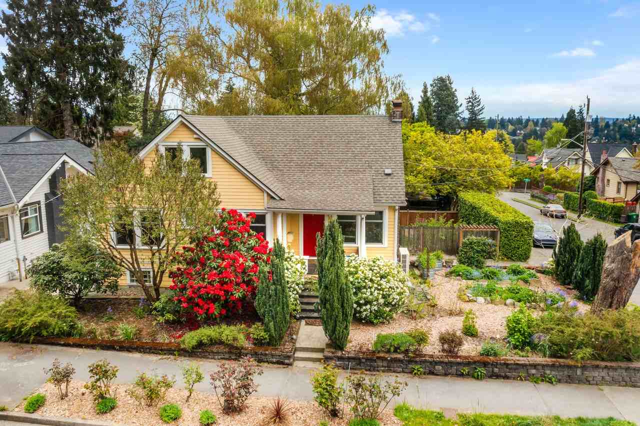 8502 15th Ave Ne #1 - Photo 3 of 35