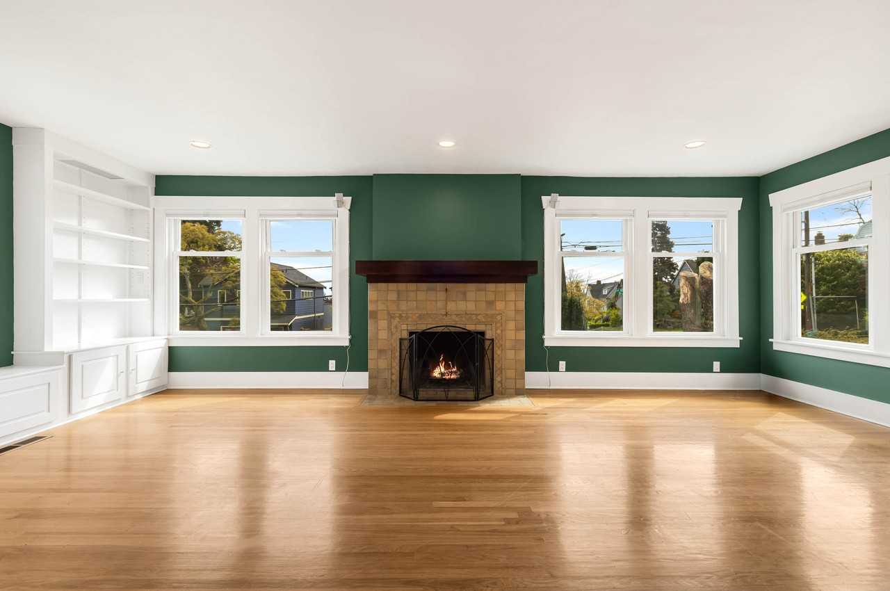 8502 15th Ave Ne #1 - Photo 7 of 35