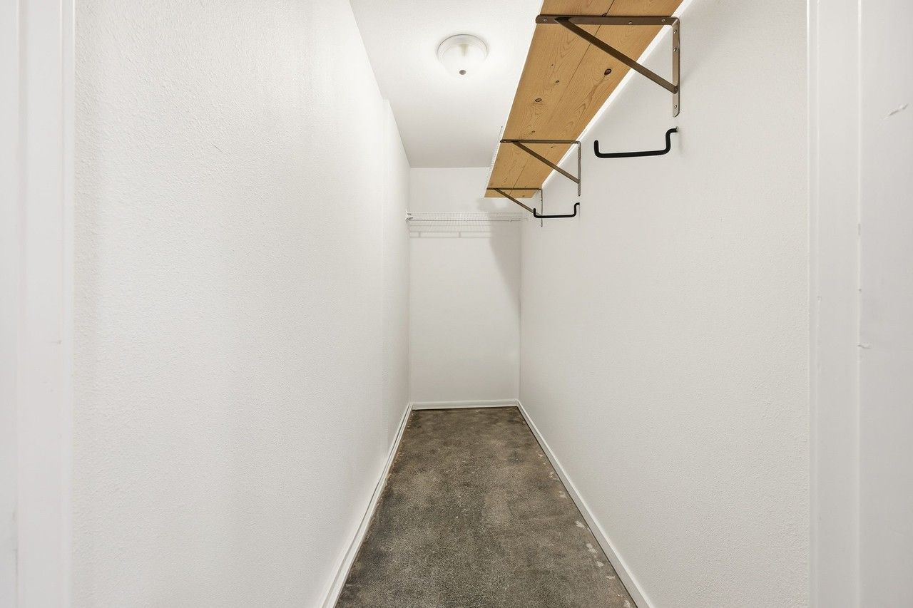 7922 9th Ave Sw #1 - Photo 7 of 33