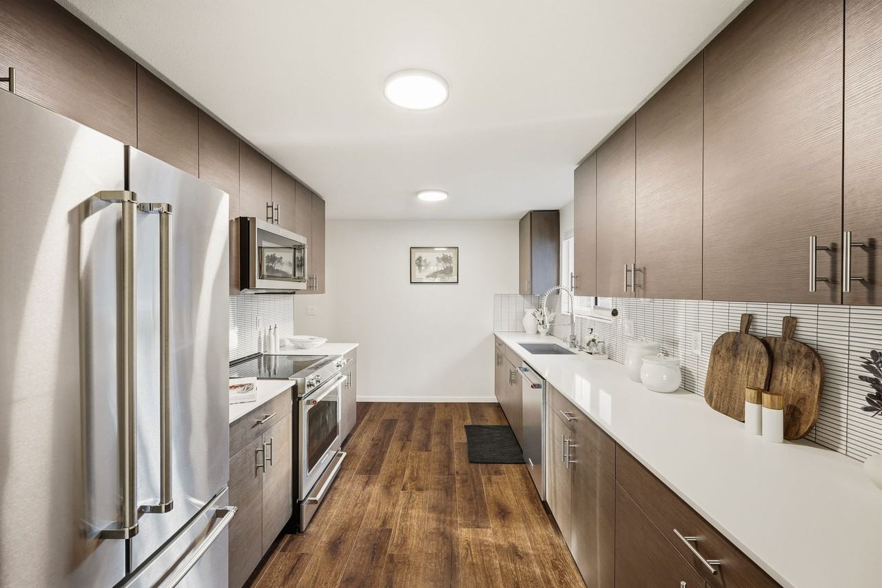 7922 9th Ave Sw #1 - Photo 5 of 35