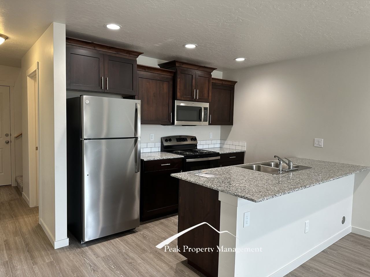 N Franklin Blvd #16548 - Photo 4 of 19