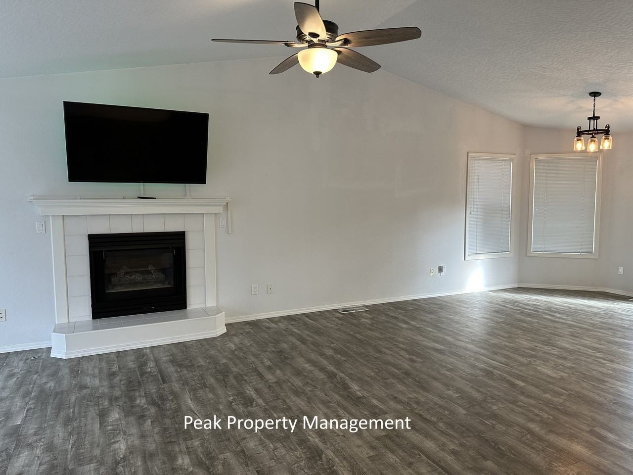 3009 Ray Ave #1 - Photo 2 of 20