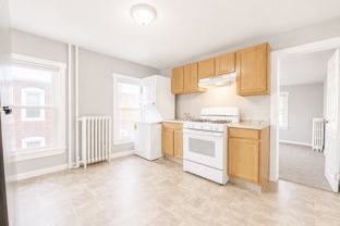 53 E Hancock St #2 - Photo 1 of 1