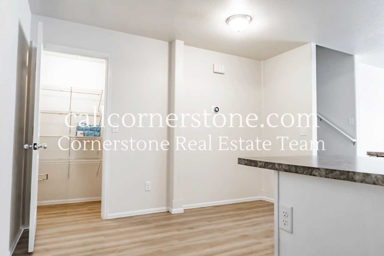 2138 Phillips Aly #1 - Photo 6 of 22