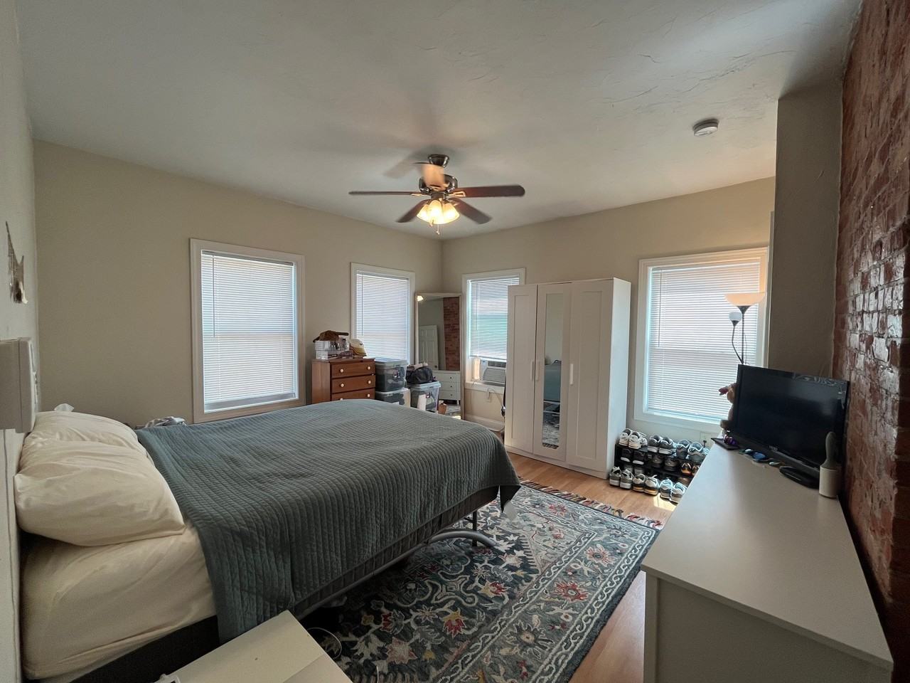 5203 Holmes St #2 - Photo 5 of 25