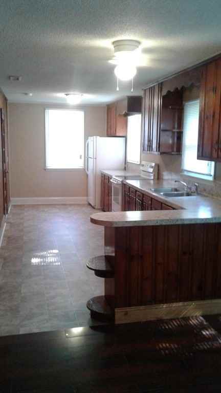 1539 Morningside Rd #1 - Photo 4 of 7