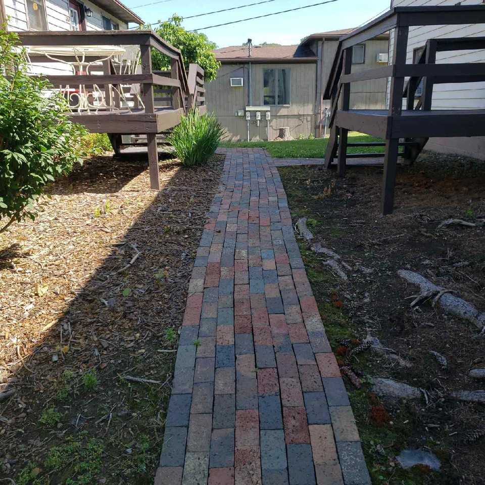 610 Bob White Ln #1 - Photo 2 of 9