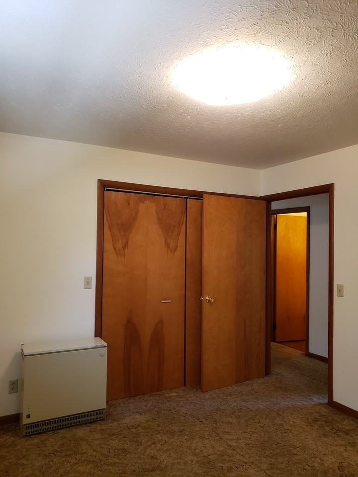 610 Bob White Ln #1 - Photo 6 of 9