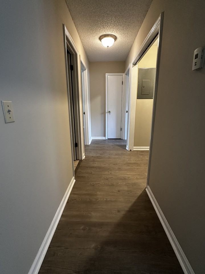 423 Prince Ave #1 - Photo 5 of 20