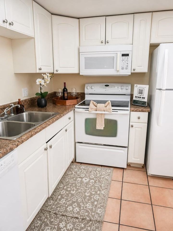 6306 Newtown Cir #06A3 - Photo 4 of 12