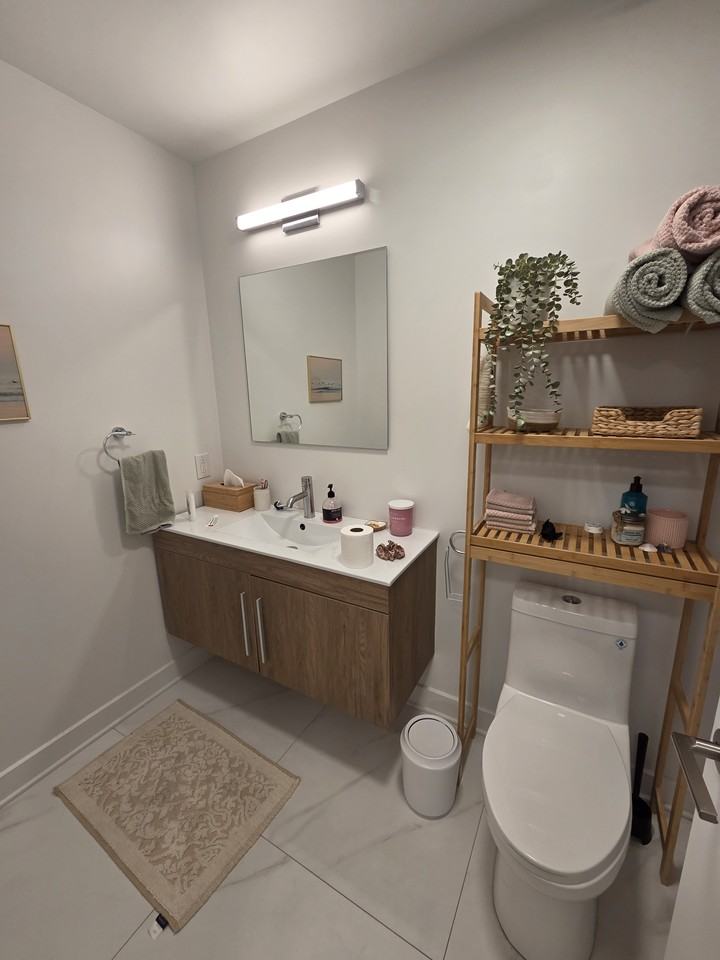 505 Place Saint-Henri #206 - Photo 4 of 17