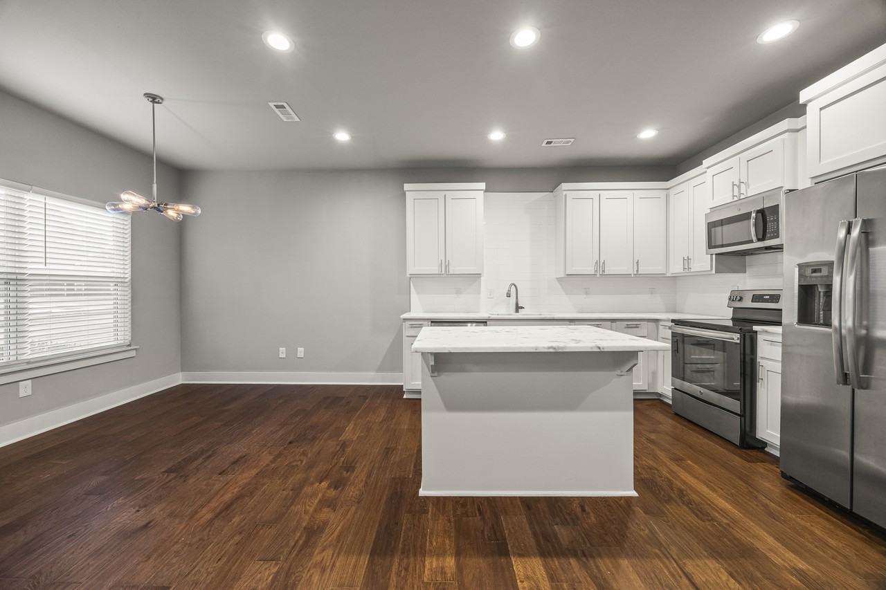 910 W Cato Springs Rd #1 - Photo 7 of 25