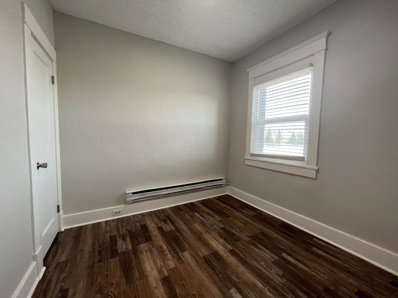 Lascelle Studio Suites - Photo 6 of 24