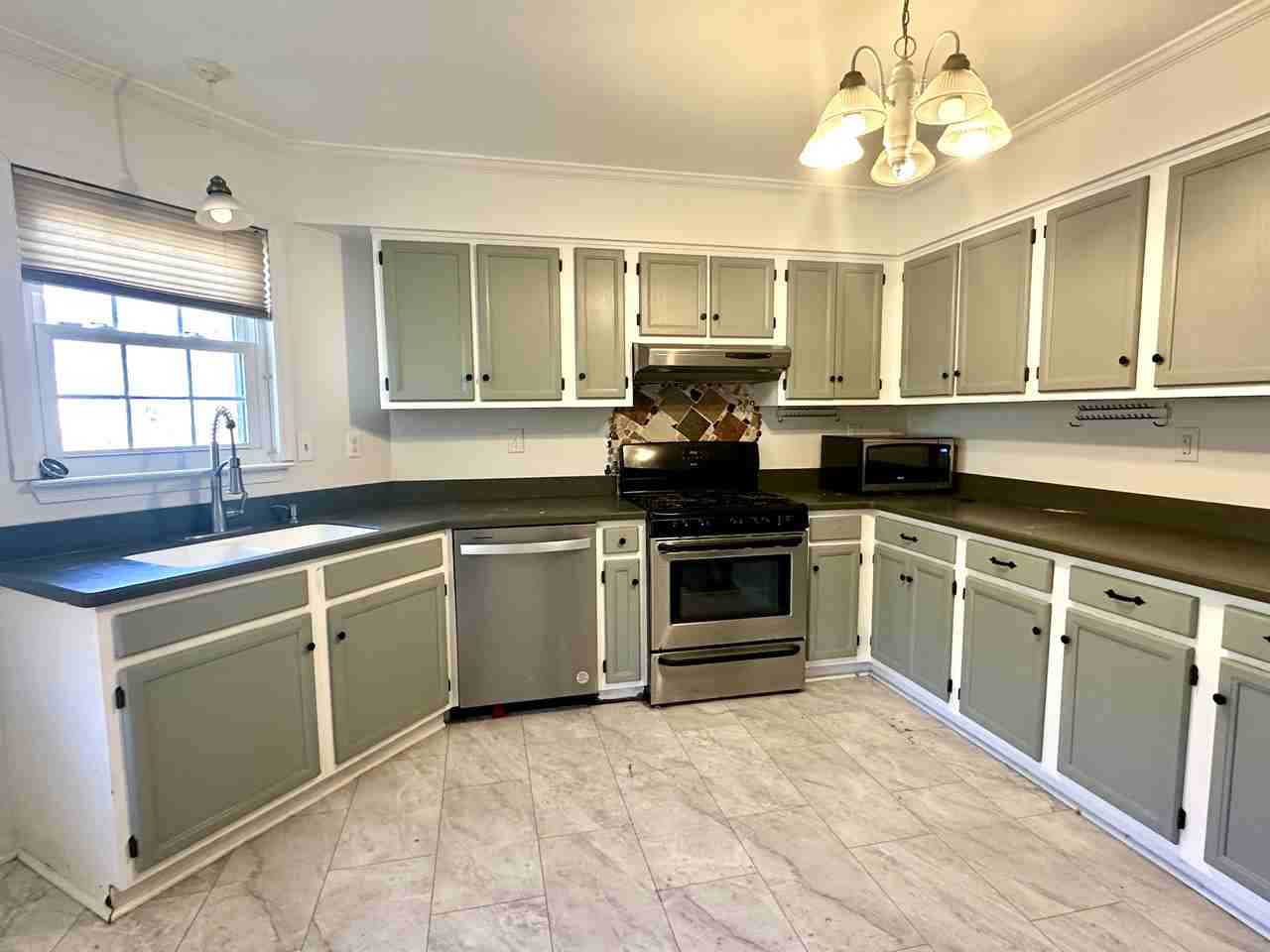 9385 Pine Tree Rd #1 - Photo 3 of 10