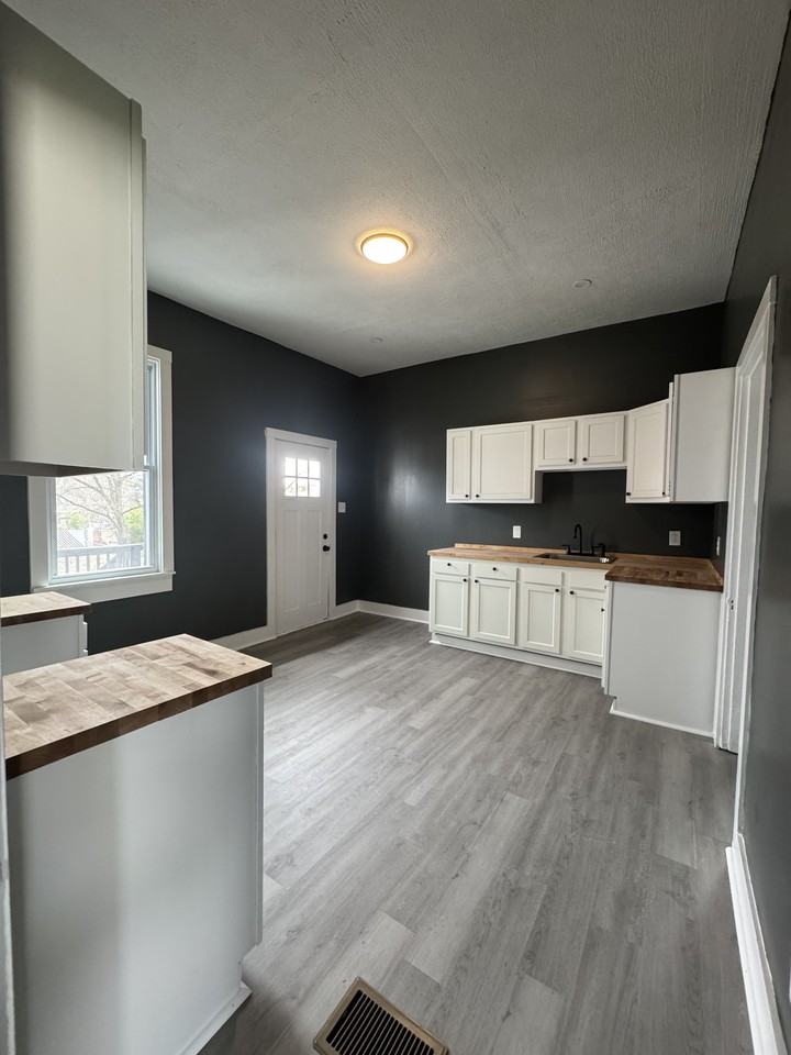 3200 Brunot Ave #1 - Photo 5 of 20