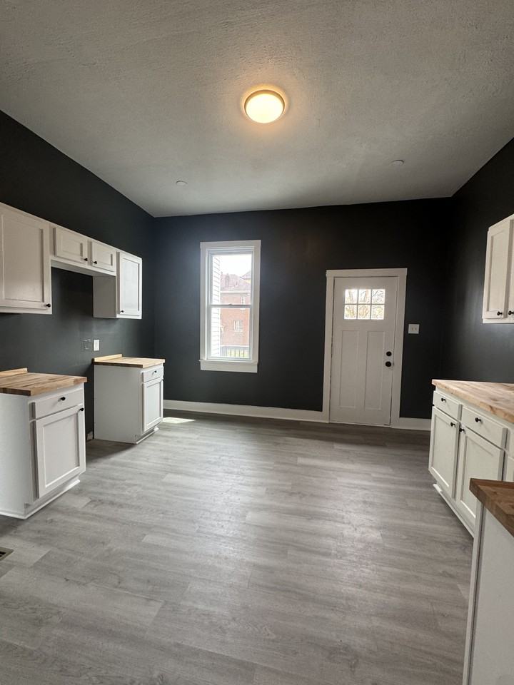 3200 Brunot Ave #1 - Photo 6 of 20
