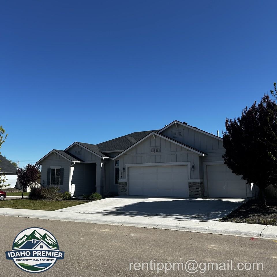1340 W Brink St #1 - Photo 2 of 25