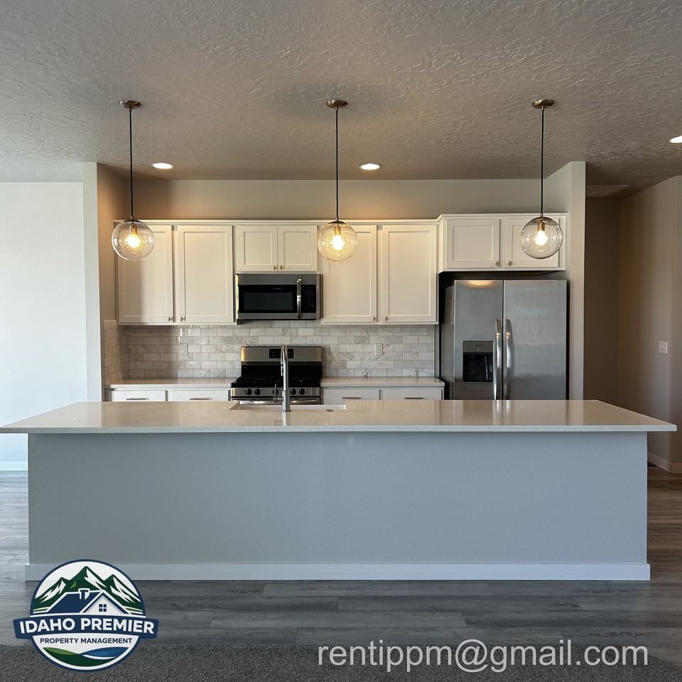 1340 W Brink St #1 - Photo 7 of 25