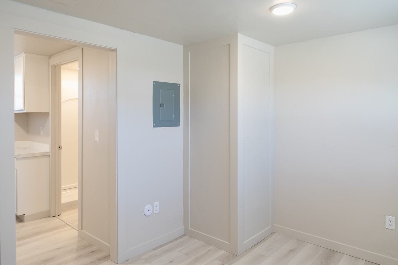 425 Se 2nd St #425-2 - Photo 5 of 13